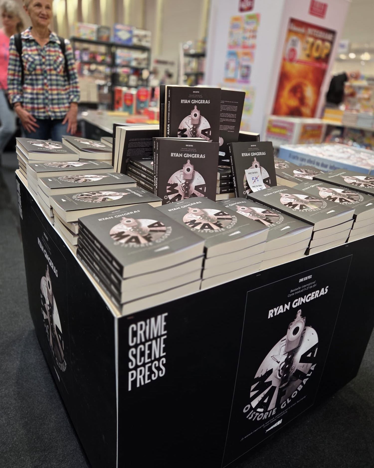 Crime Scene Press lansează colecția SPOTLIGHT, dedicată poveștilor reale care au inspirat lumea crime și thriller. Primul titlu: bestsellerul internațional „Mafia: O istorie globală” de Ryan Gingeras